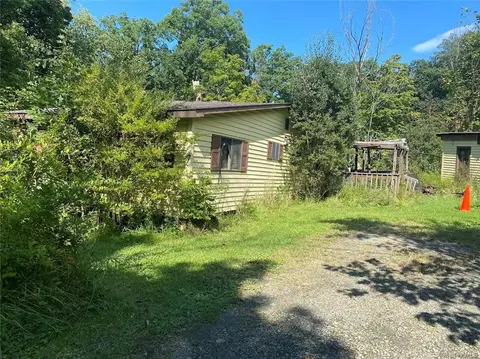 7 Sunset Trl, Monroe, NY 10950