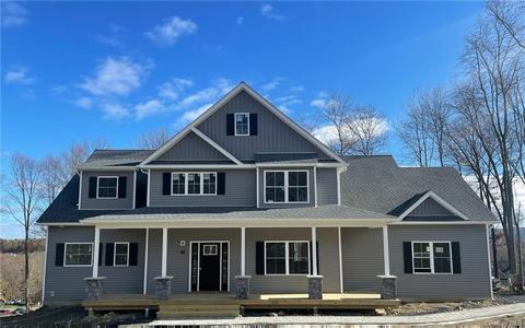 88 Joyce Way, New Windsor, NY 12553