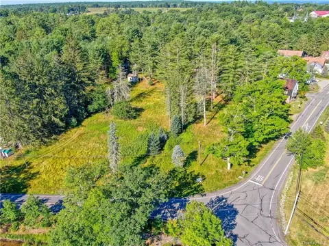 9 County Road 116, Cochecton, NY 12752
