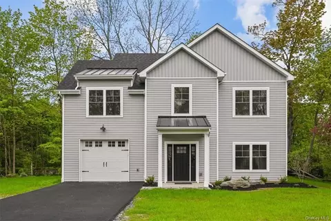 6 Hickory St, Cornwall, NY 12518 photo 1
