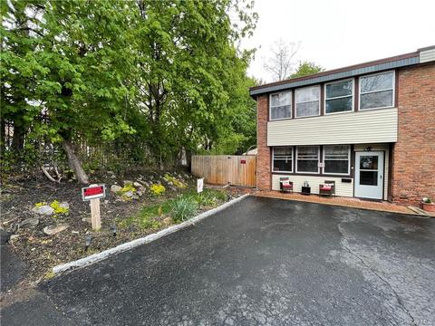 4 Hillside Ave, West Haverstraw, NY 10993