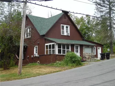 1 Bowers Rd, Thompson, NY 12775