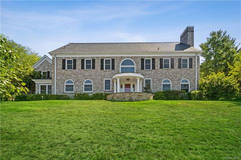 66 Brookwood Dr, Briarcliff Manor, NY 10510