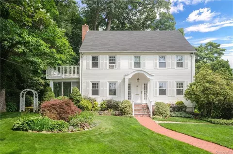 11 Gorham Ct, Scarsdale, NY 10583
