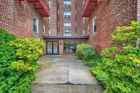 126 Church St #3B, New Rochelle, NY 10805
