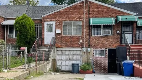 196-06 Linden Blvd, New York, NY 11434