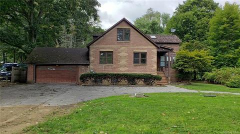 660 Vassar Rd, Poughkeepsie, NY 12603 photo 1
