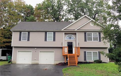 4 Diane Ct, Poughkeepsie, NY 12601 photo 1