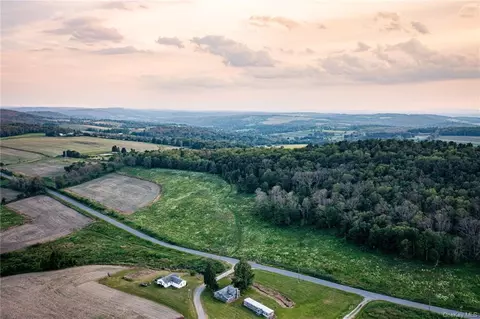 Homestead Farm Lane, North East, NY 12546