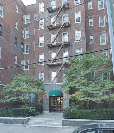 3321 Bruckner Blvd #6D, New York, NY 10461