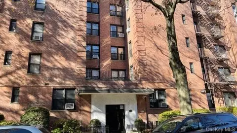 3535 Kings College Pl #3E, Bronx, NY 10467