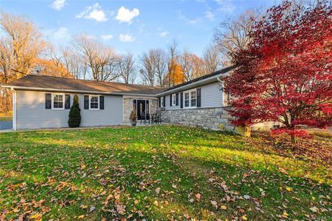 418 Maple Hill Dr, Mountainville, NY 10953