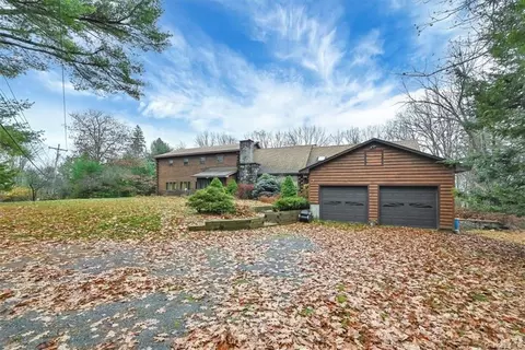 47 Treasure Lake Rd, Thompson, NY 12775