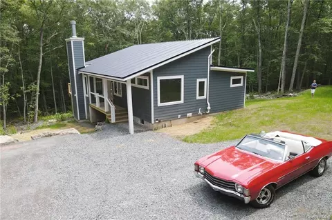 151 Maple Ln, Tusten, NY 12764