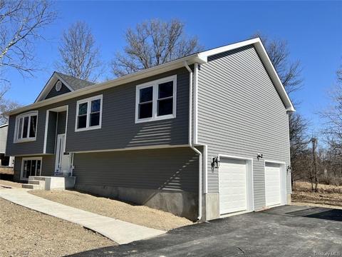 2 Tyler Ter, Marlboro, NY 12542