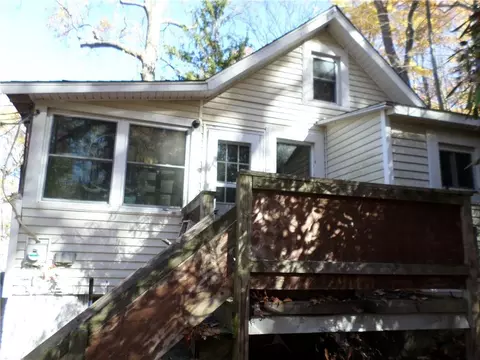 23 Tinkers Dr, Greenwood Lake, NY 10925