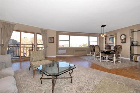 12 Old Mamaroneck Rd #5C, White Plains, NY 10605