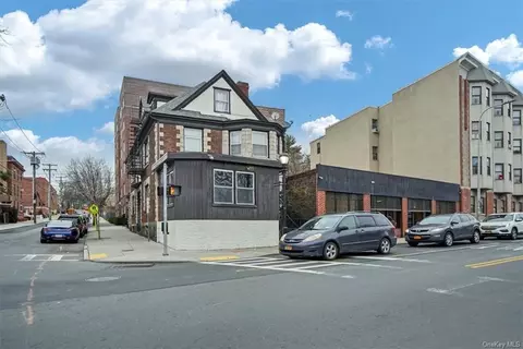 91 Ashburton Ave, Yonkers, NY 10701