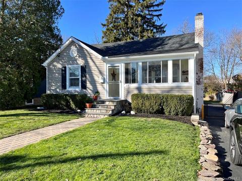 22 Maple St, Cornwall, NY 12518 photo 1