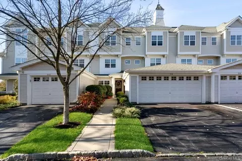 223 Northview Ct, Peekskill, NY 10566 photo 1