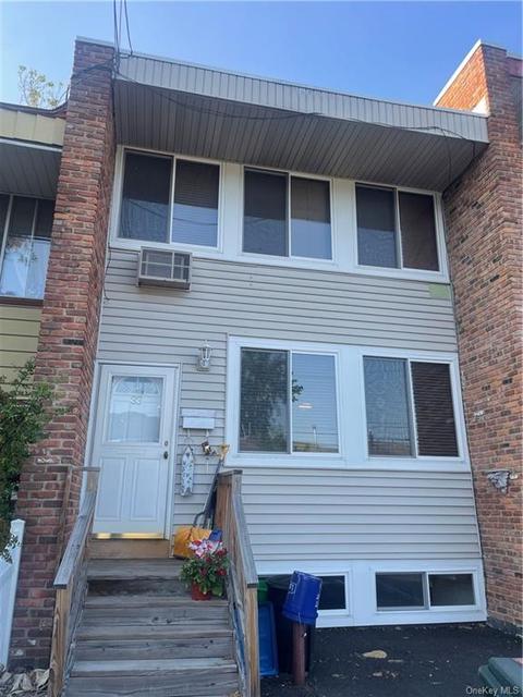 33 Mclaughlin Ave, West Haverstraw, NY 10993