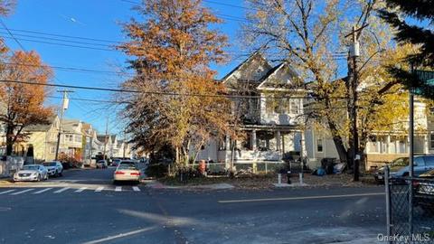 77 Harrison Ave, Staten Island, NY 10302