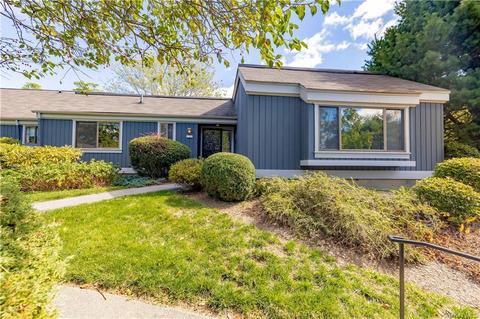 99 Heritage Hls #99B, Somers, NY 10589