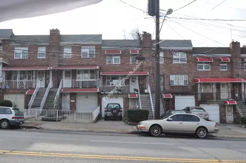 656 E 241st St, Bronx, NY 10470 photo 1