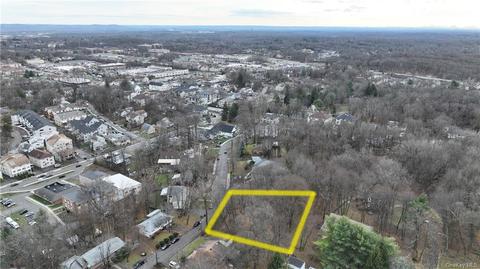 9 Emes Ln, Ramapo, NY 10952