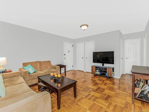 6601 Broadway #2-J, Bronx, NY 10471