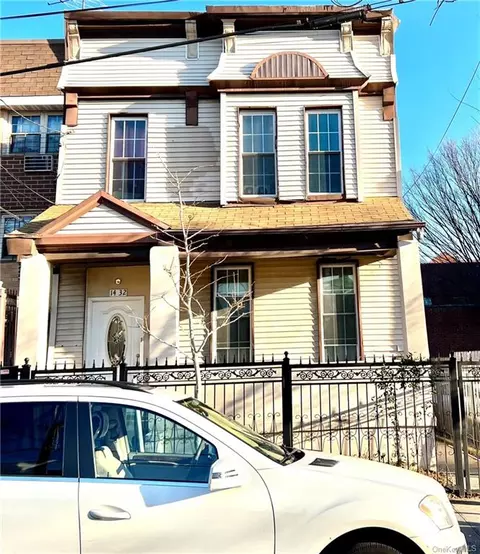 1432 Minford Pl, Bronx, NY 10460