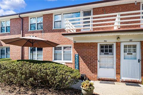 190 S Buckhout St #190, Greenburgh, NY 10533