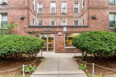 1425 Thieriot Ave #6K, Bronx, NY 10460