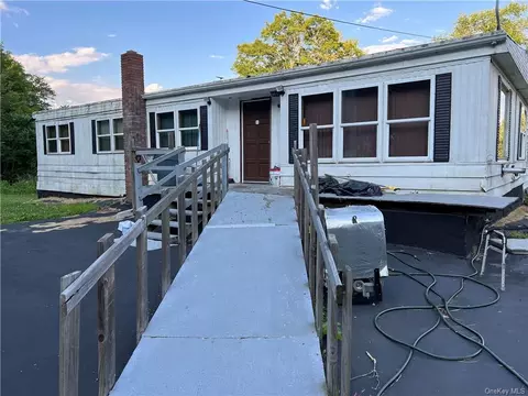 220 Strong Rd, Ferndale, NY 12734