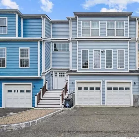 554 Mountainview Ave #5, Clarkstown, NY 10989