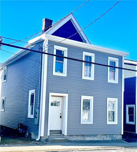 24 Prince St, Middletown, NY 10940
