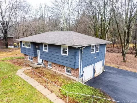 265 Hempstead Rd, Ramapo, NY 10977