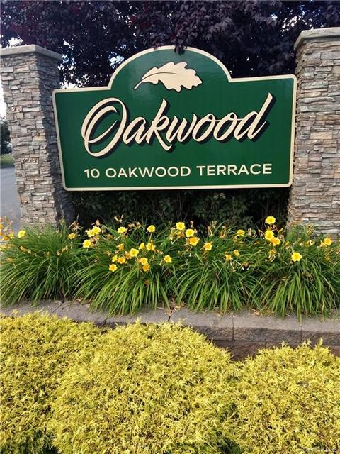 10 Oakwood Ter #50, New Windsor, NY 12553