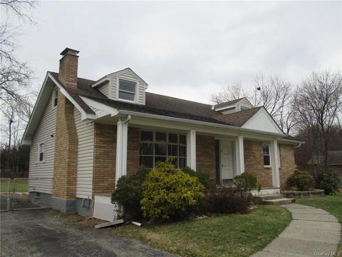23 Thomas Ave, Poughkeepsie, NY 12603 photo 1
