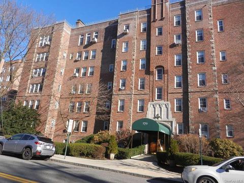 270 Bronxville Rd #B3, Yonkers, NY 10708