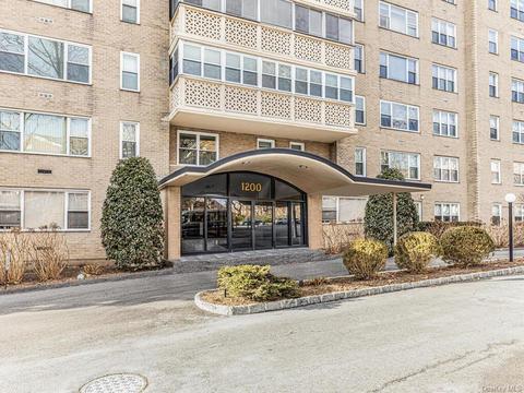 1200 Midland Ave #10C, Yonkers, NY 10708