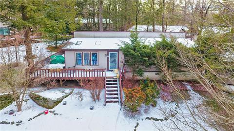 4 Bristol Ln, Thompson, NY 12701