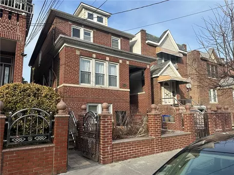 2139 Quimby Ave, New York, NY 10473