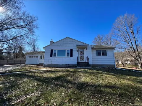 19 Four Corners Rd, Warwick, NY 10990 photo 1