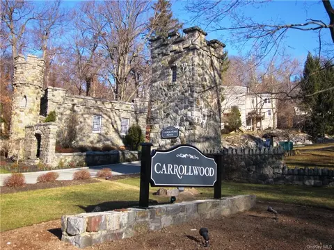 221 Carrollwood Dr, Greenburgh, NY 10591