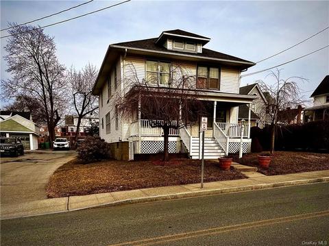 28 Verplanck Ave, Beacon, NY 12508