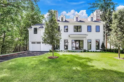 21 Stratton Rd, Scarsdale, NY 10583