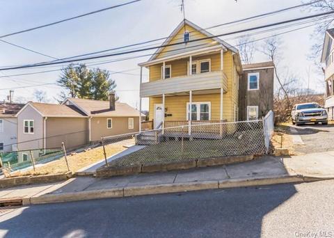 33 Schneider Ave, Highlands, NY 10928