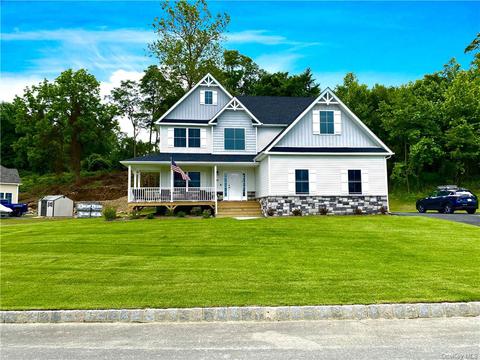 114 Joyce Way, New Windsor, NY 12553