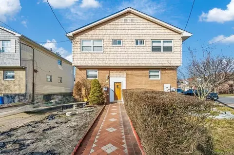 1665 Waring Ave, Bronx, NY 10469